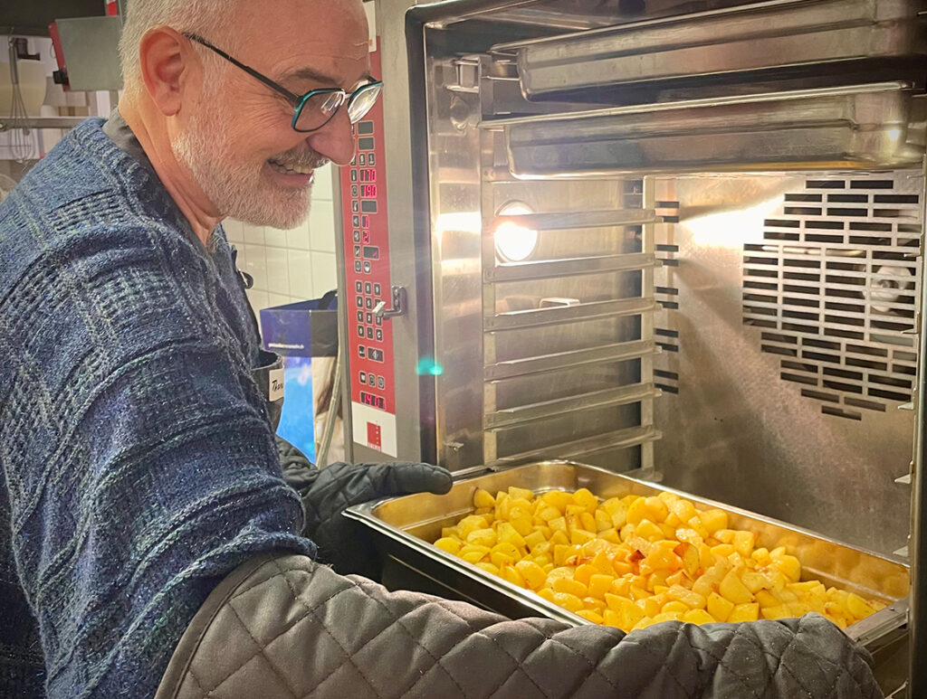 Slider.Carousel_GM.9_1150x868_72dpi